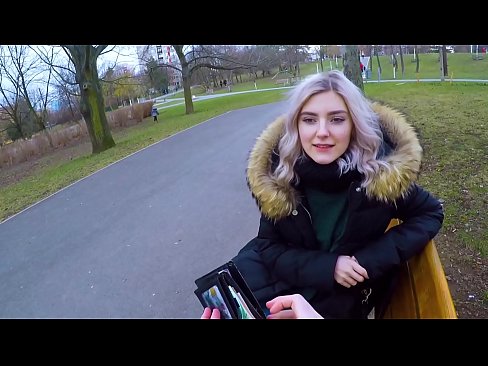❤️ Ingoia la sborra calda di uno sconosciuto per soldi - pompino nel parco di Eva Elfie ❤❌ Solo pornoal it.tusar.top ☑